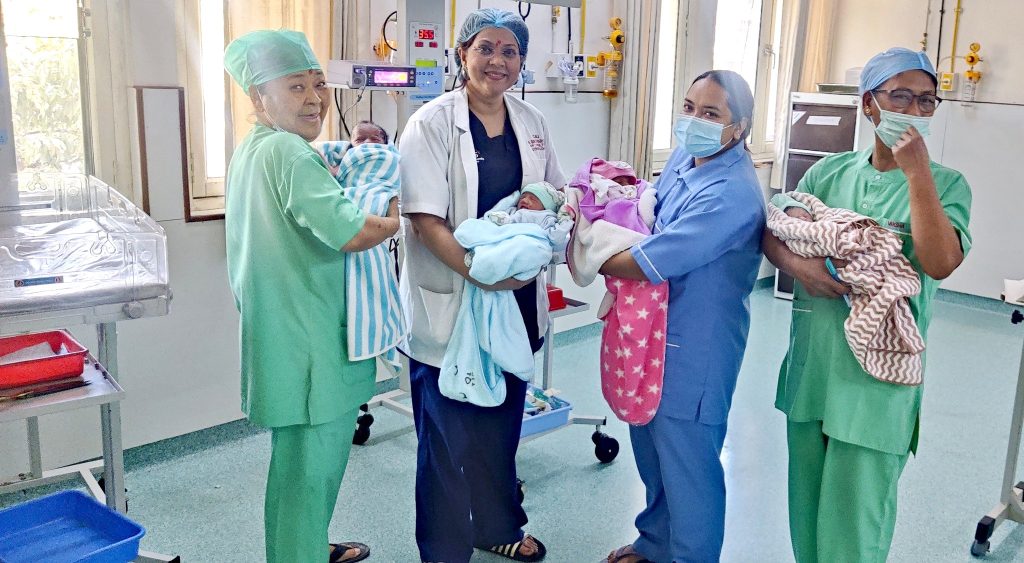  IVF team at work in Dr. Sumita Prabhakar’s IVF Center in Dehradun