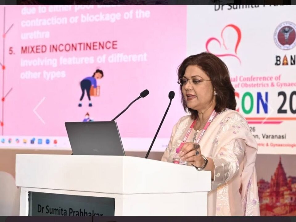 Dr. Sumita Prabhakar, Gynecologist in Dehradun, addressing at UPCON 2026 in Varanasi