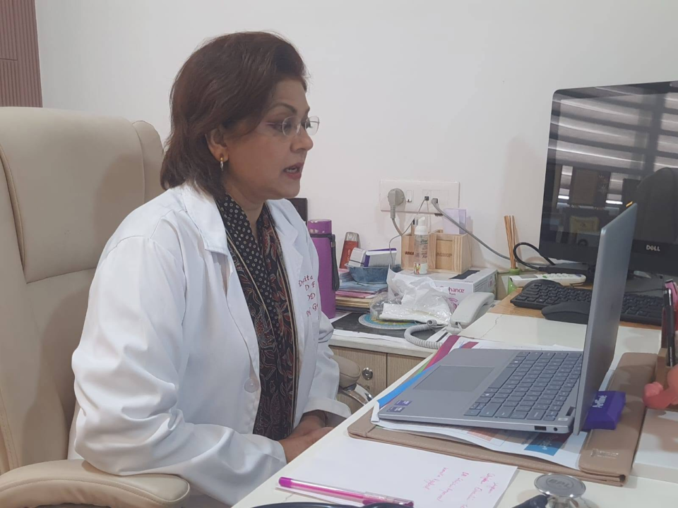 Dr. Sumita Prabhakar delivering an online educational session on breast and cervical cancer awareness.